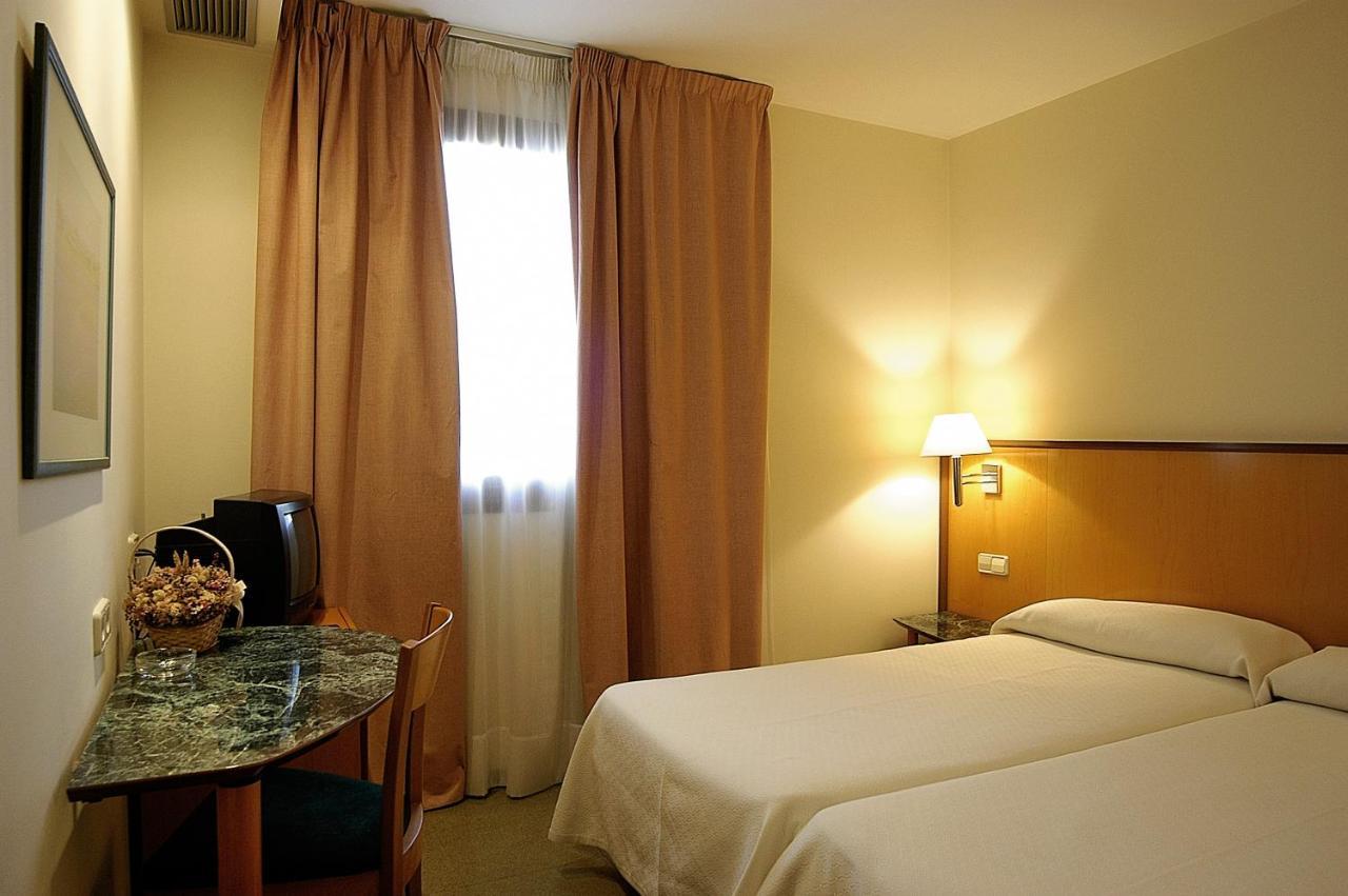 Hostal Meson Pepa Λογκρόνο Εξωτερικό φωτογραφία